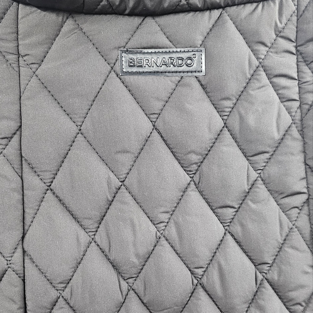 Bernardo Black Puffer Jacket with Quilted Design - Picture 12 of 16